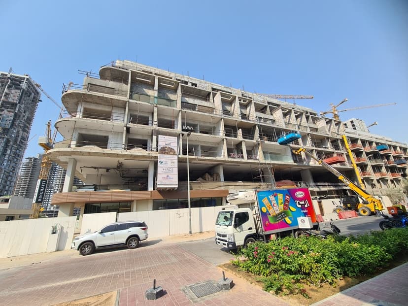 Almaan 101 construction — photo 2