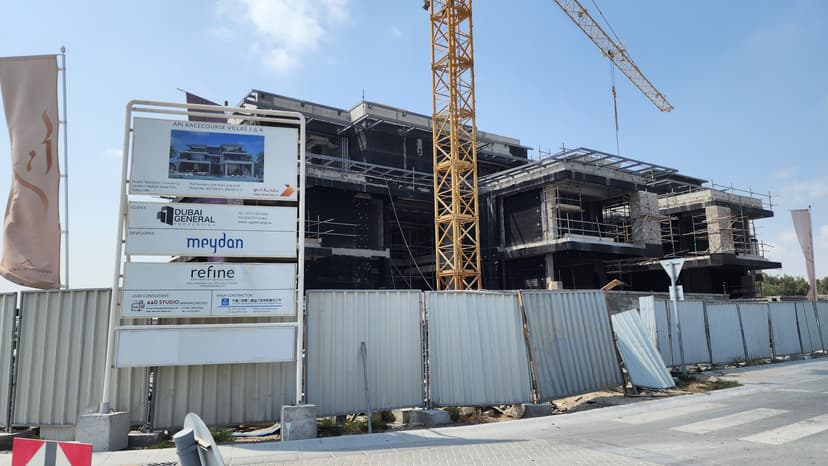 Mews Mansions construction — photo 1