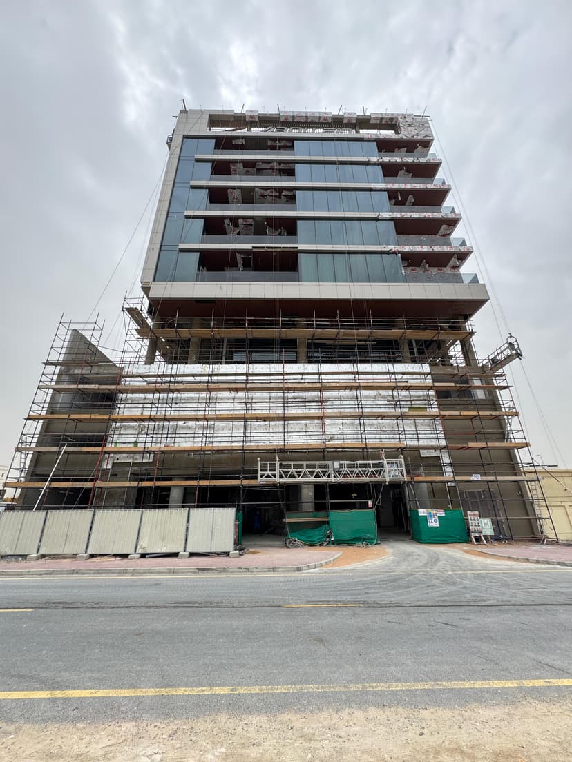 Celia gardens construction — photo 9