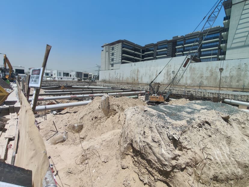 Guzel Towers construction — photo 1