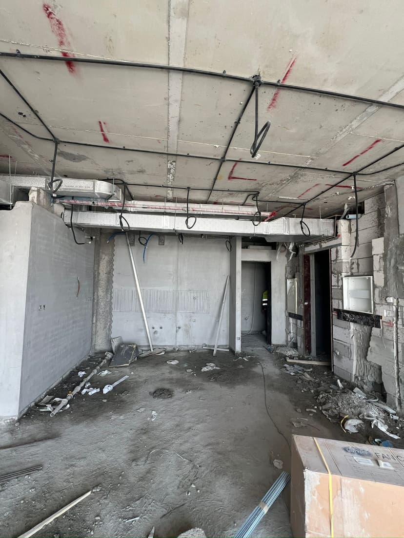Villa Del Divos Residences construction — photo 1