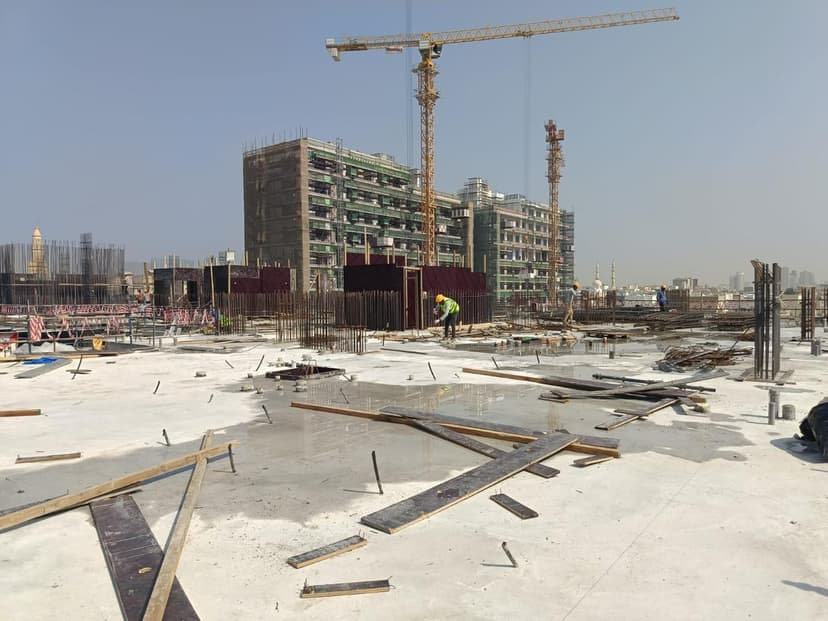 Rose Gardens 1 construction — photo 12