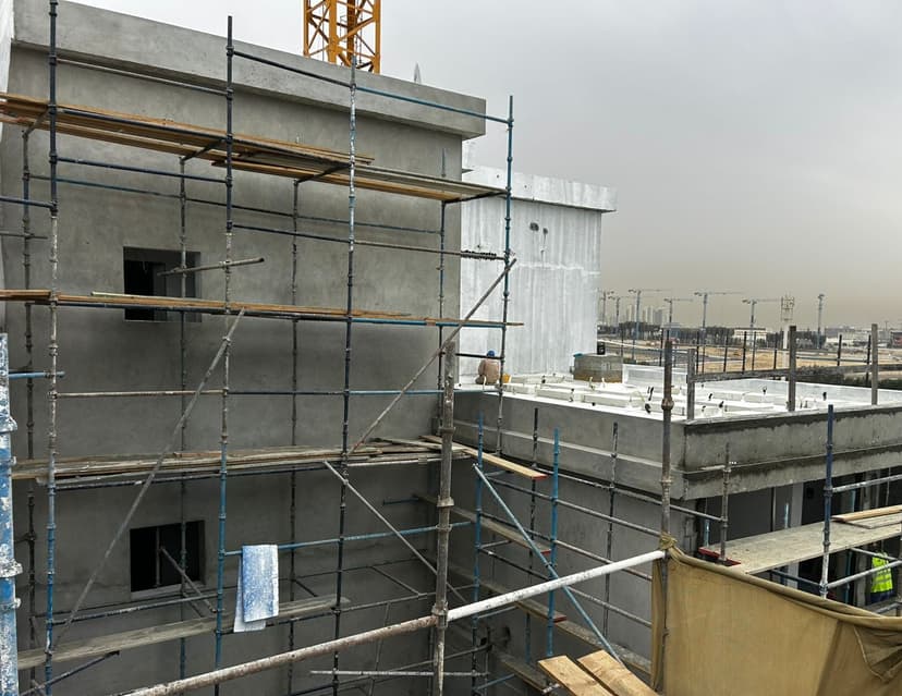 Rose Gardens 3 construction — photo 18