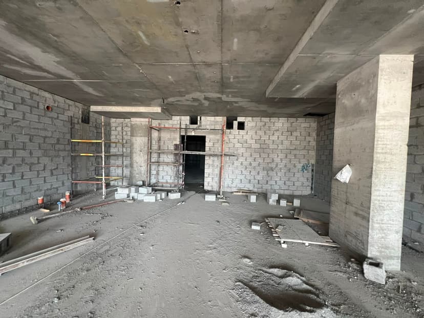 Monarch construction — photo 6