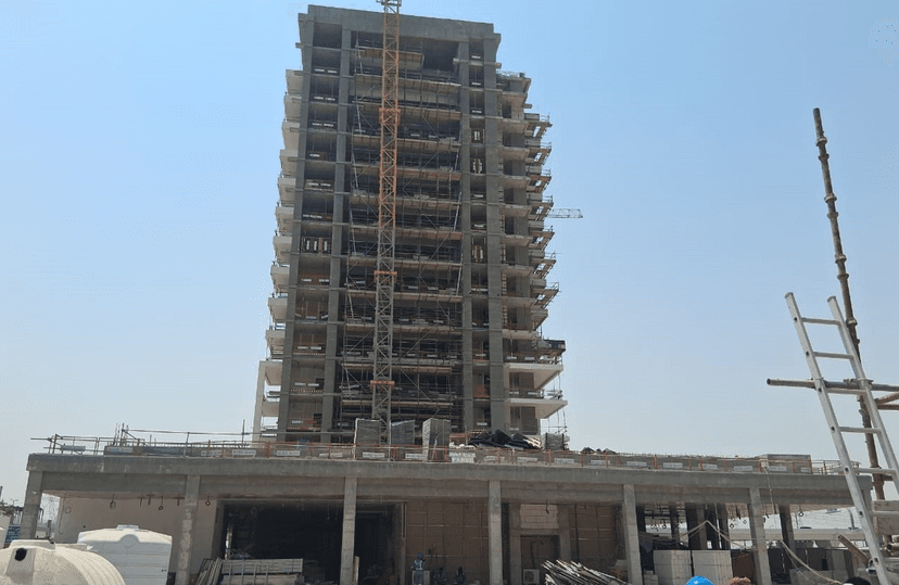Azizi Riviera 49 construction — photo 2