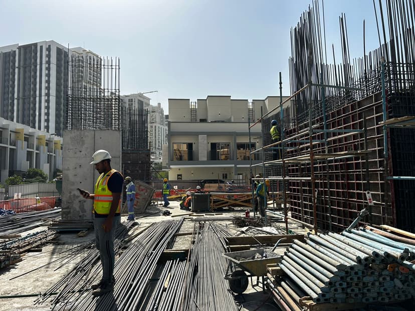 Rose Gardens 2 construction — photo 9