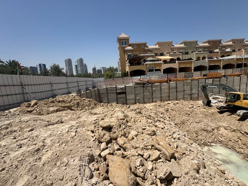 Veda by AUM One Real Estate Development construction — photo 2