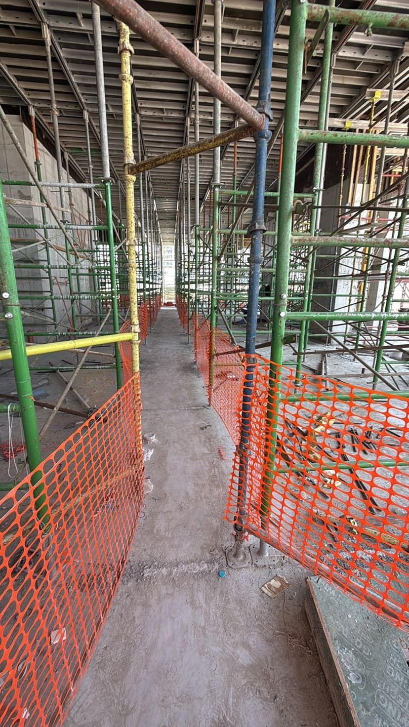 Royal Yacht Club Residence construction — photo 2
