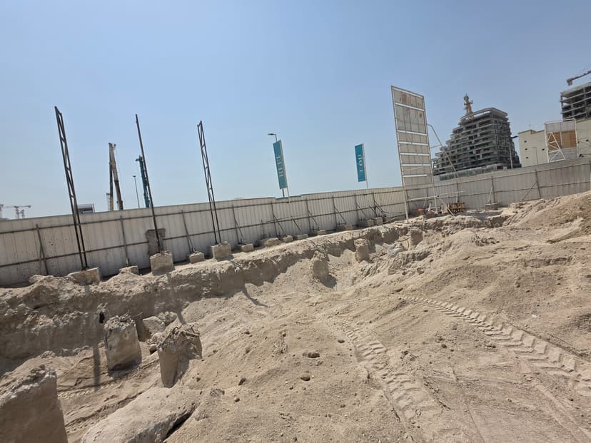 997 Residences by Reef Luxury Development construction — photo 2