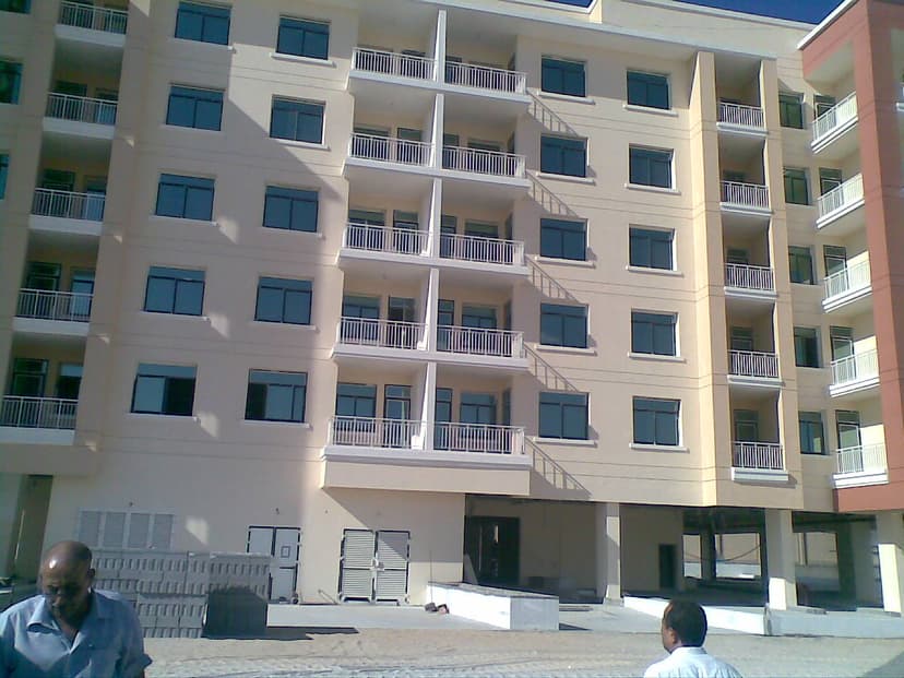 Qpoint Liwan-plot R092 construction — photo 13