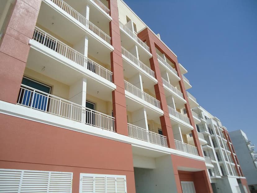 Qpoint Liwan-plot R098 construction — photo 43