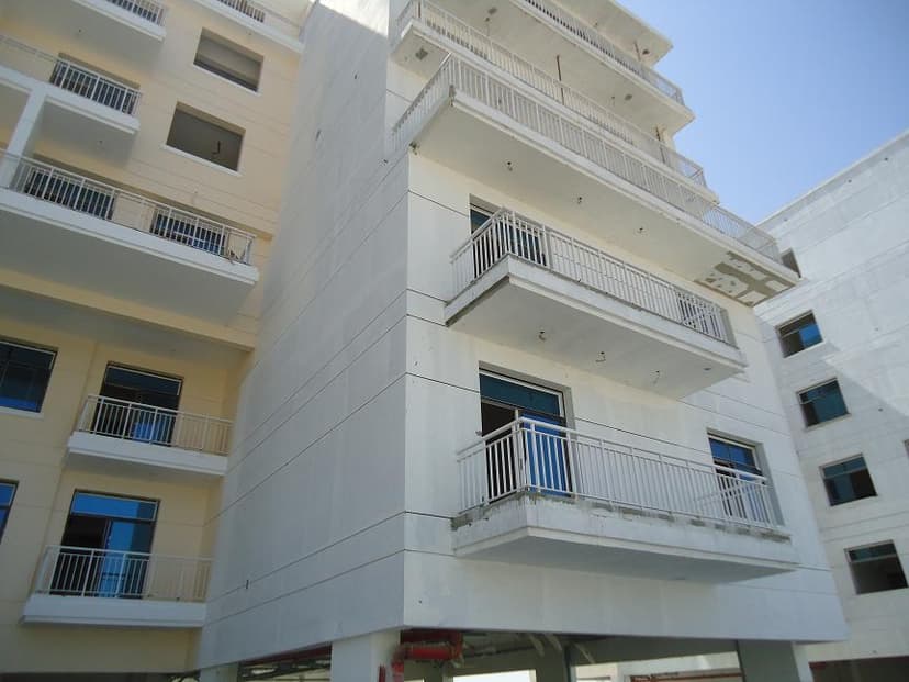 Qpoint Liwan-plot R098 construction — photo 45