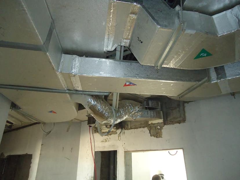 Qpoint Liwan-plot R100 construction — photo 50