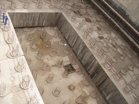 Jumeirah Lakes Towers construction — photo 16