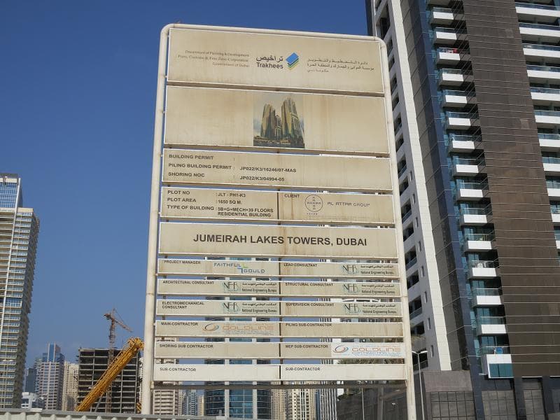 Jumeirah Lakes Towers construction — photo 11