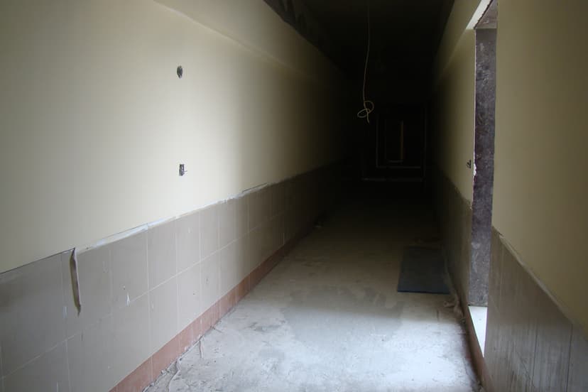 Silicon Gate 1 construction — photo 15