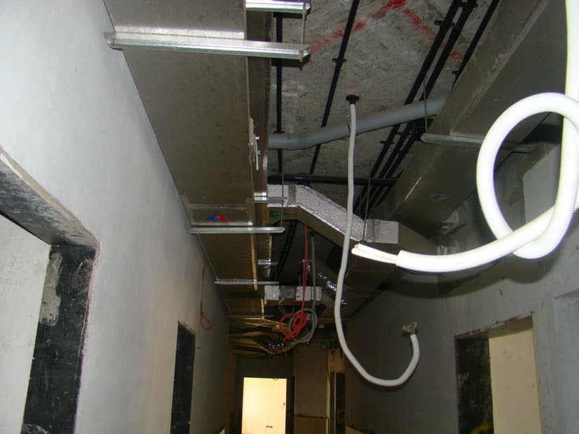 Qpoint Liwan-plot R100 construction — photo 41